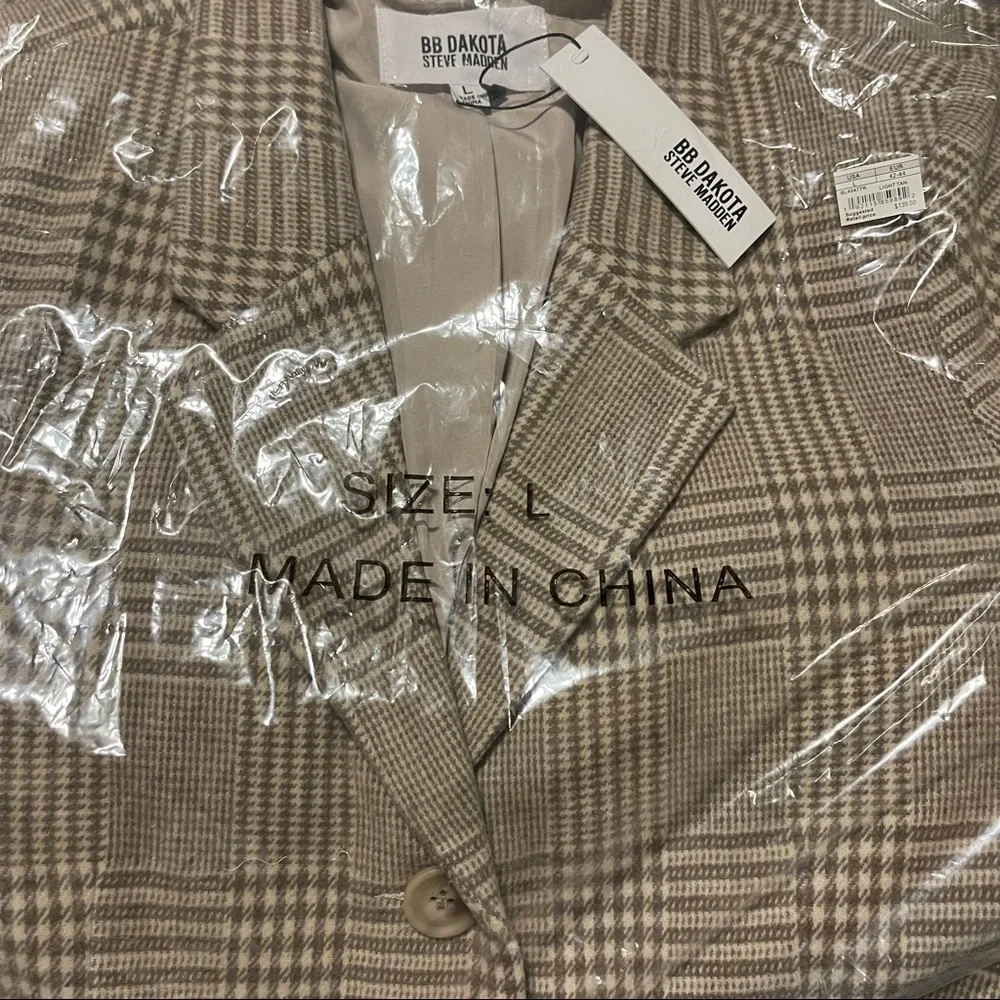 BB Dakota Tan Plaid Blazer Coat - Picture 3 of 3